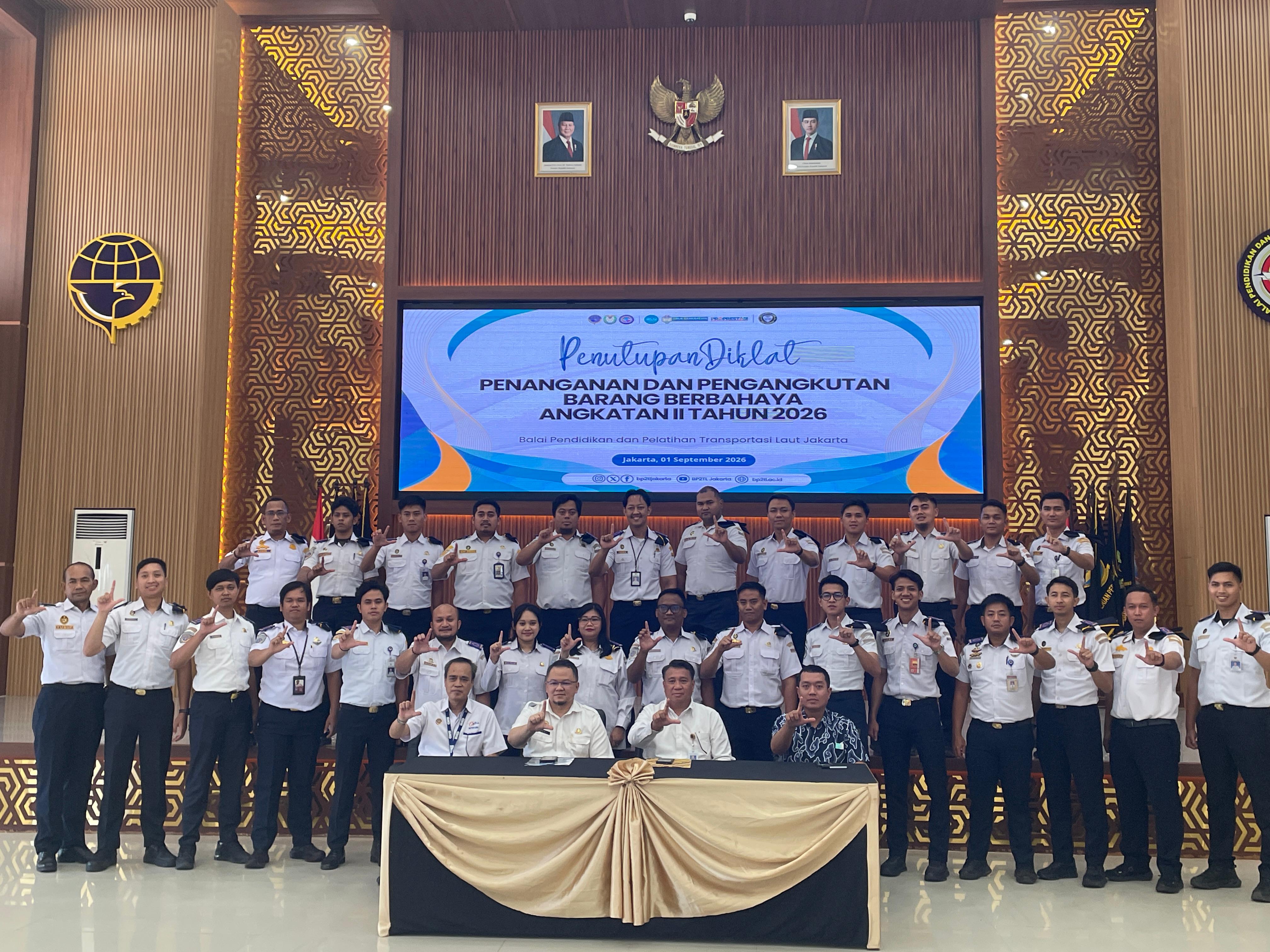 Tingkatkan Keselamatan Penanganan Barang Berbahaya, Ditjen Hubla Perkuat Kompetensi SDM di Pelabuhan